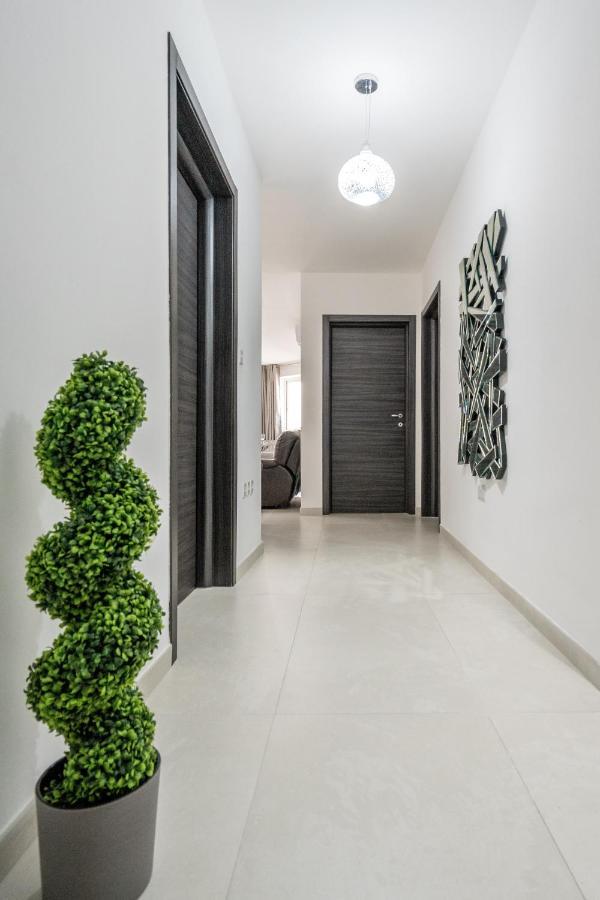 Brand New 3Br Apartment Close To All Amenities Bahía de San Pablo Exterior foto